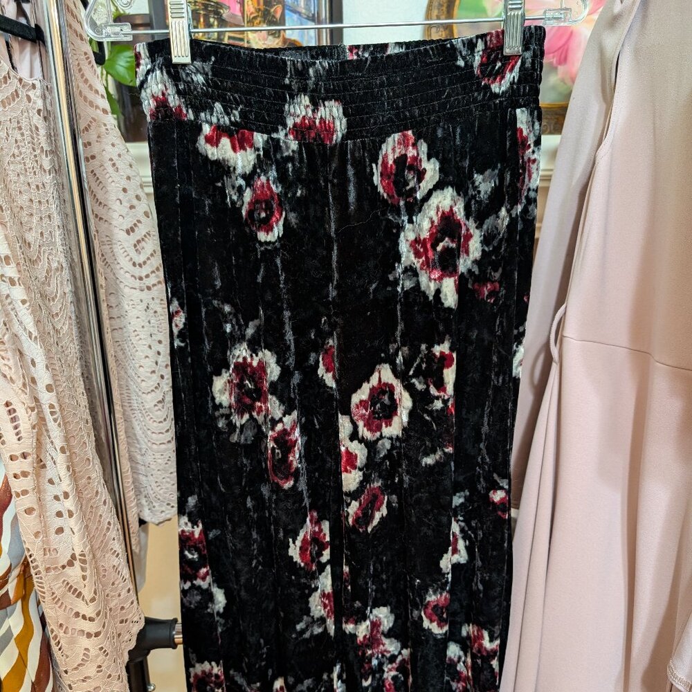 Whimsigoth 90s Indigo Rein Black Velvet Floral Wide Leg Palazzo Pants